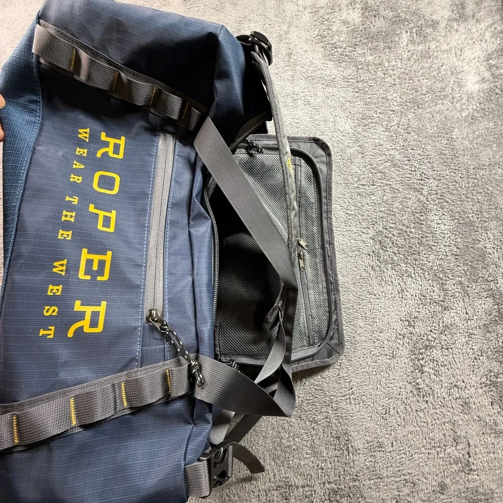 Roper Duffel Bag Backpack Unisex Large Blue Excellent Wear the West 23in Rodeo